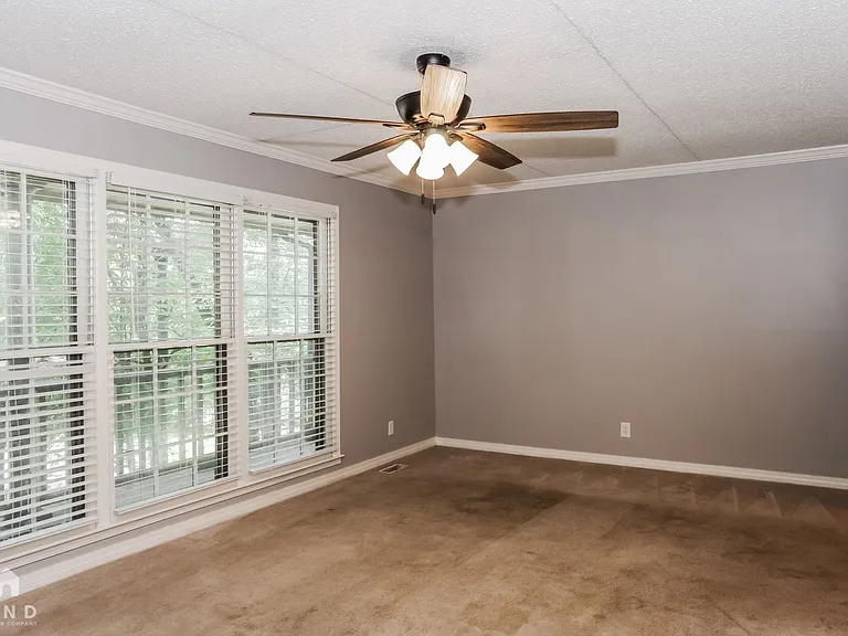 11313 Mountaincrest Dr SE — Photo 15