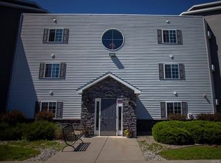 1411 Landrush Way, Baldwinsville, NY 13027