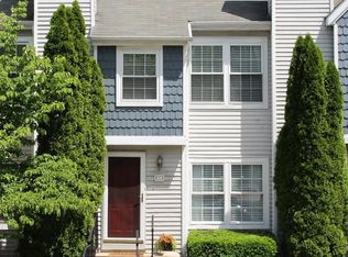31 Applewood Ct, Horsham, PA 19044