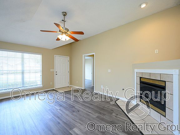 4th image of 6233 Covington Villas Dr