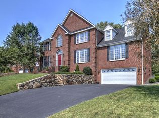 105 Baier Dr, Salem, VA 24153