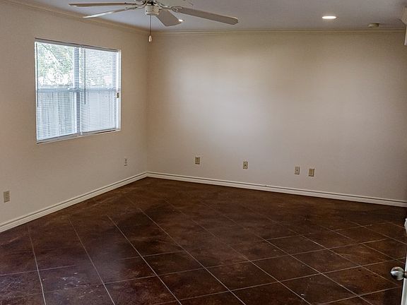 3rd image of 3132 Everwood Trl #A & B