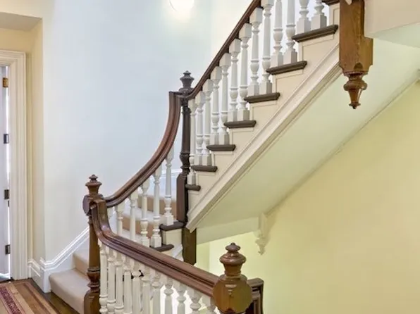 15 East 62nd Street image 12 of 12