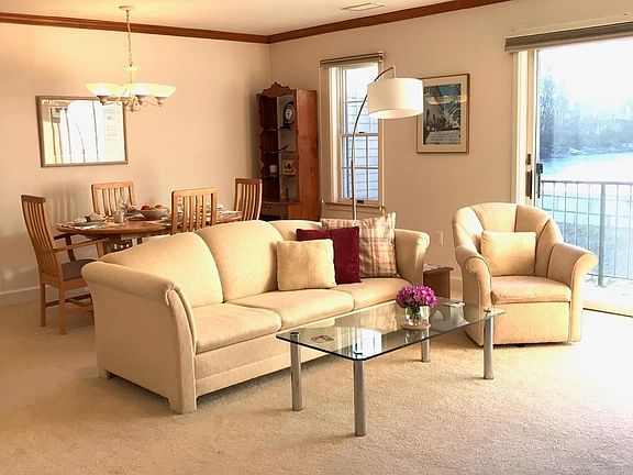 5th image of 34 N Stone Mill Dr #1223