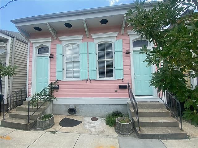 1st image of 2533 Palmyra St #2533