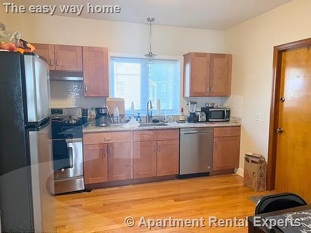 Apartment Rental Experts - 17-19 Cutter Ave #1