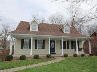 1013 Twelve Oaks Dr, Lawrenceburg, KY 40342
