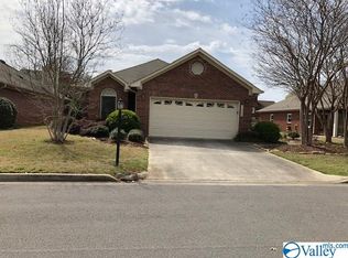 10038 Meredith Ln SE, Huntsville, AL 35803