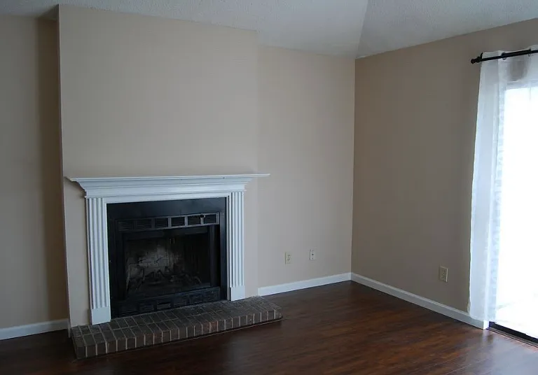 2426 Wynterhall Rd SE #E — Photo 7