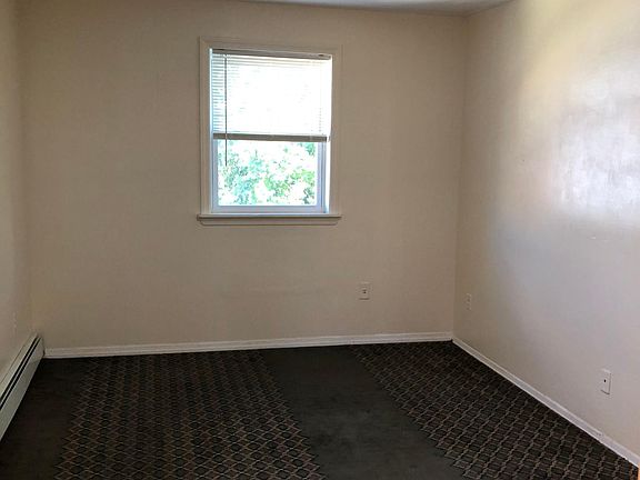 5th image of 8526 169th St