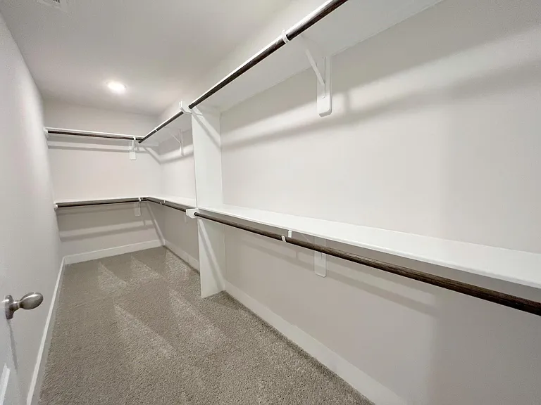 7002 Cedar Breeze Ct — Photo 16