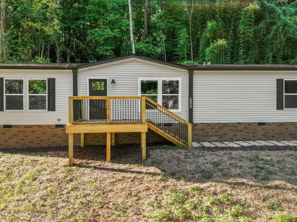 1153 Army St, Knoxville, TN 37920