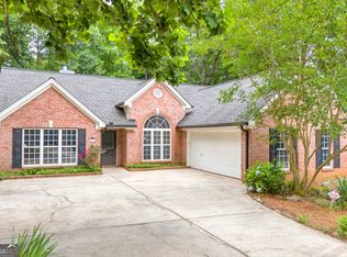 271 Jackson Park Dr, Hoschton, GA 30548