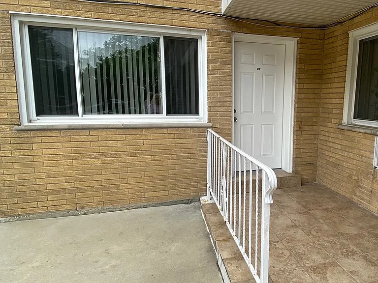 4600 River Rd #A5 — Photo 2