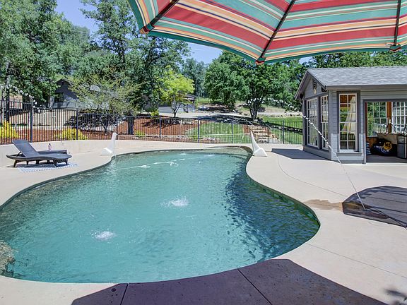 4th image of 10771 Cheshire Way