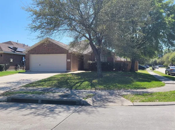 2402 Montana Blue Dr, Spring, TX 77373