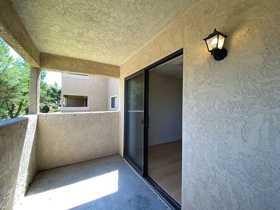Building Photo 5