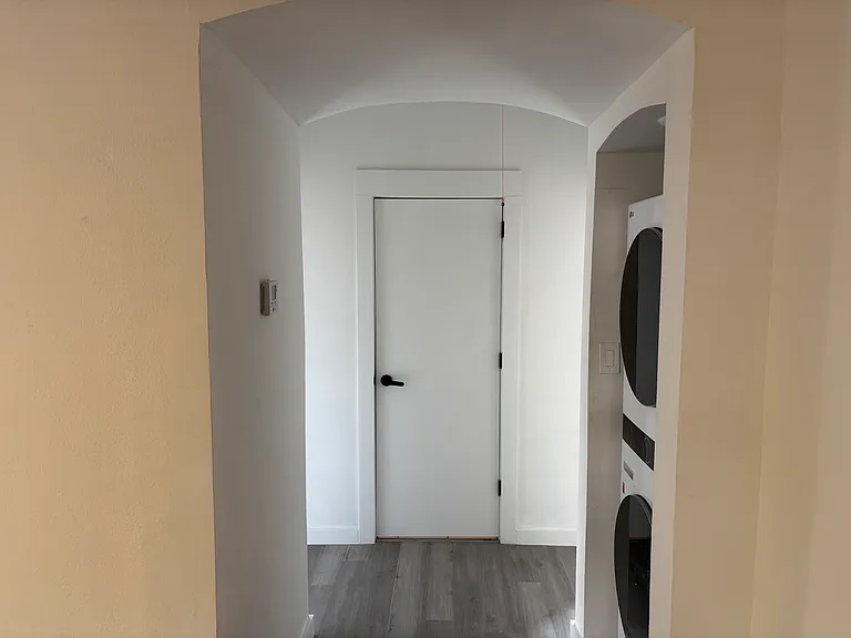 1313 Holly St — Photo 11