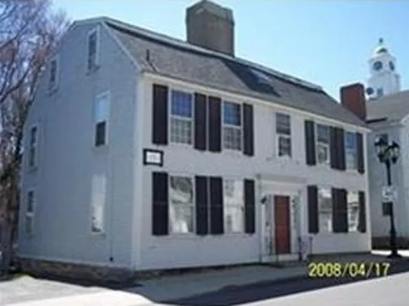 21 Leyden St #3, Plymouth, MA 02360