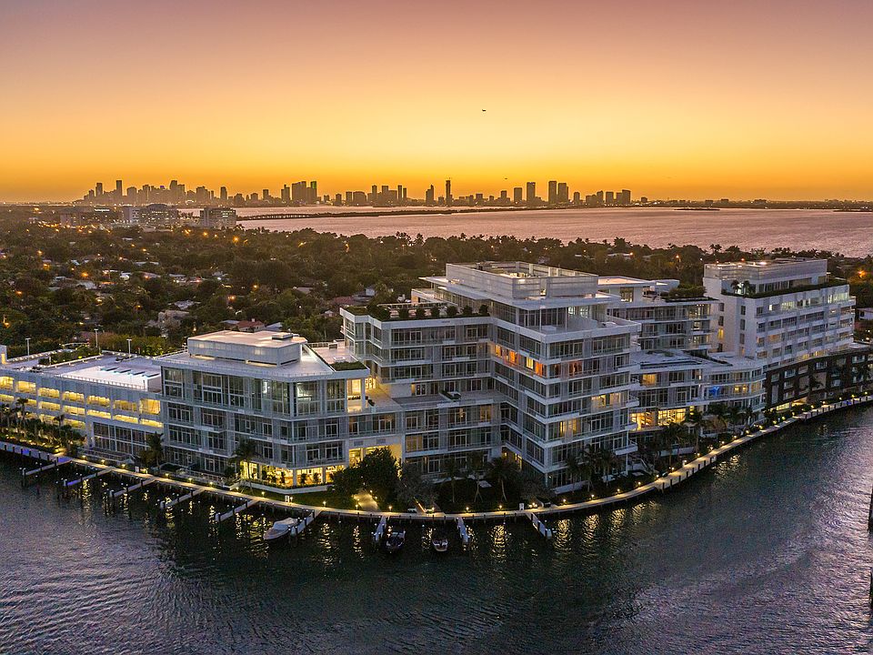 The Ritz-Carlton Residences, Miami Beach