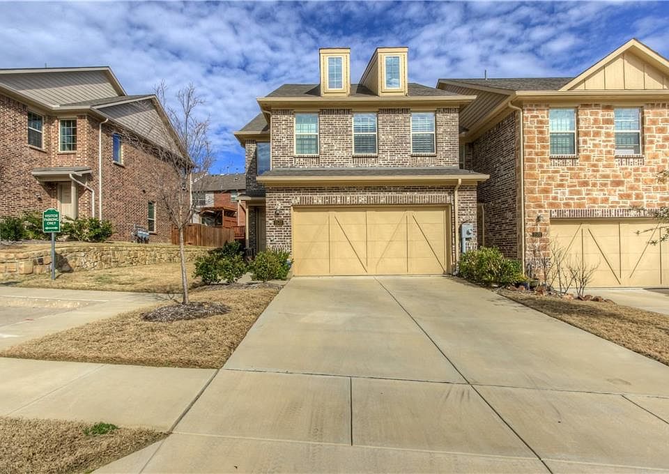 1st image of 2533 Jackson Dr