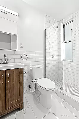 Rented by Compass | media 7