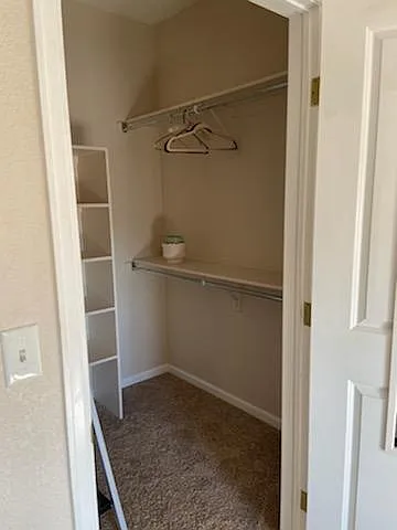 1 bed, 923 sqft, $1,750 — Photo 4
