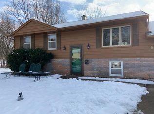 133 Cottonwood Ct, Burlington, IA 52601