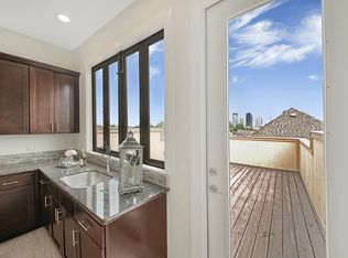 2012 Sabine St, Houston, TX 77007