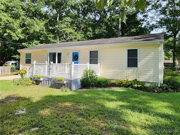 7809 Ark Rd, Gloucester, VA 23061