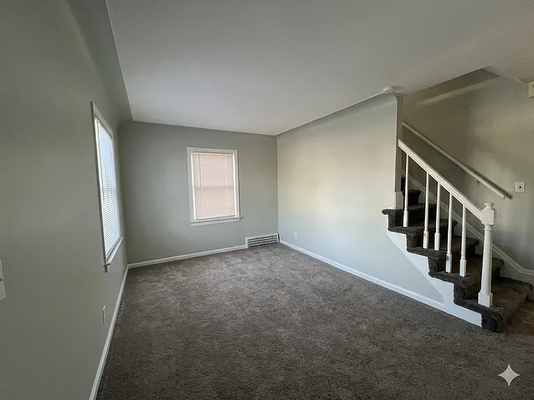 7637 Manor Ave — Photo 2