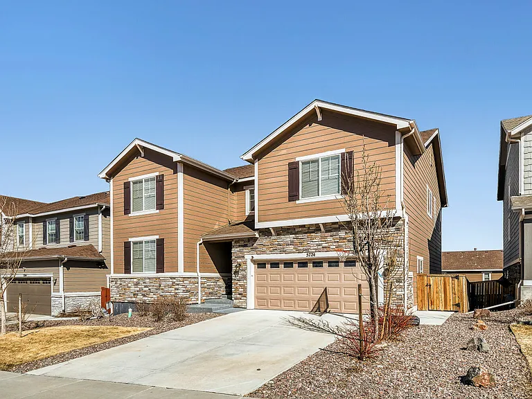 5724 S Fultondale Ct — Photo 2