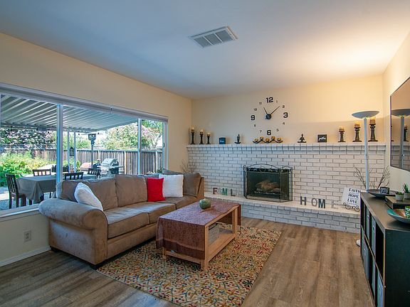 4th image of 6613 Mount Hope Dr