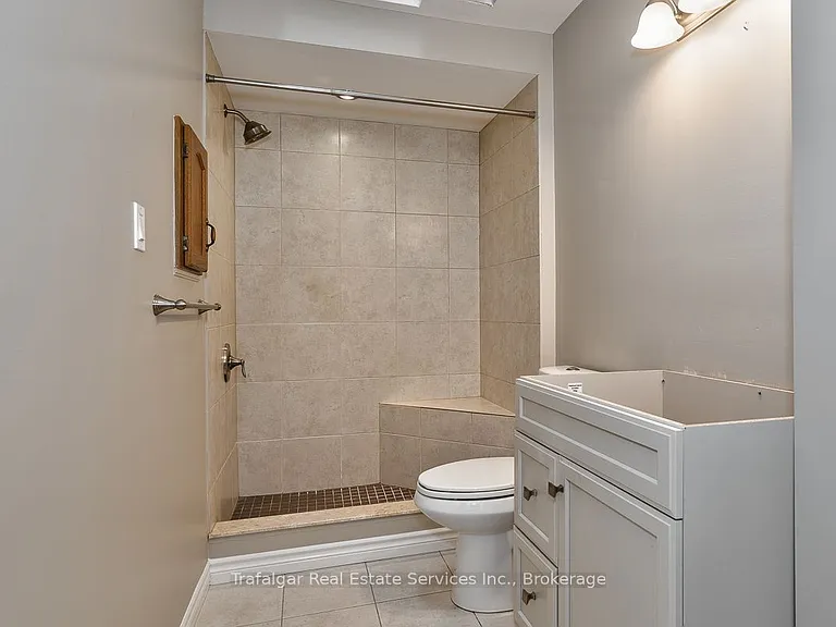 1100 Queens Ave #17 — Photo 13