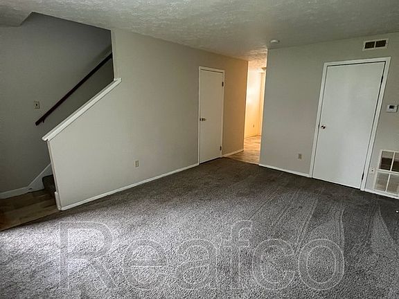 3rd image of 1582 Harvester Ln