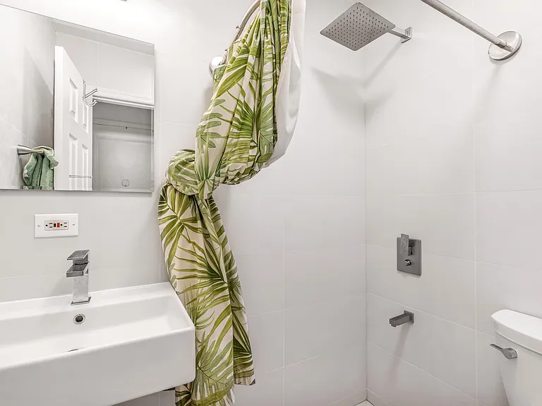 214 E 84th St #5B — Photo 5