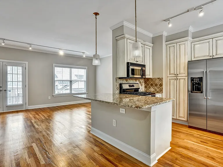 324 Carlyle Park Dr #1 — Photo 12