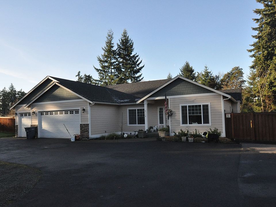 1st image of 6224 44th Ave E