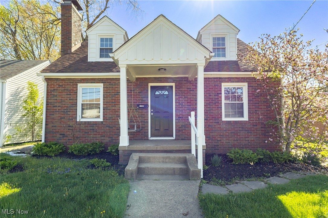 1708 Gibbs Ave NE, Canton, OH 44705 | Zillow