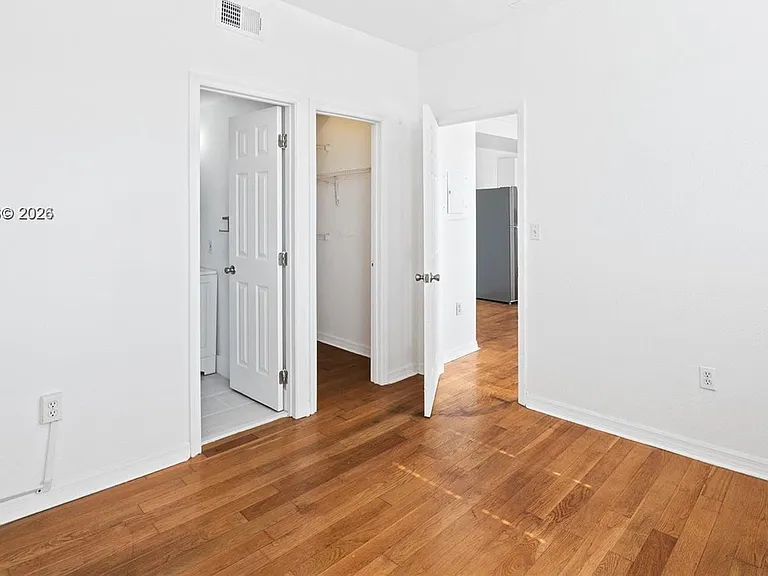 1027 Pennsylvania Ave #306 — Photo 17