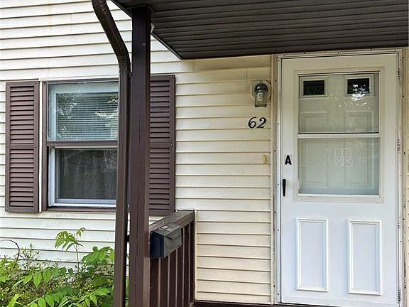 2nd image of 62 Whiton St Unit 1