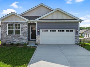 11662 Newton Ct, Winfield, IN 46307
