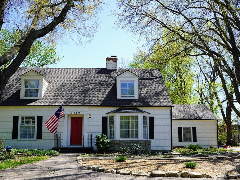 1st image of 3719 E Elmwood Dr