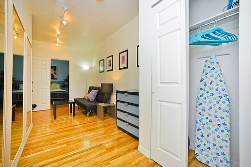 3rd image of 318 W 75th St APT 1B