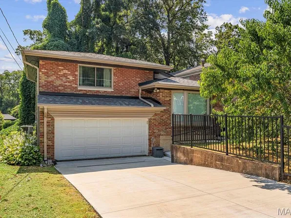 45 Sherwood Frst, Belleville, IL 62223