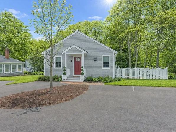 16 Second Avenue UNIT 4, Osterville, MA 02655