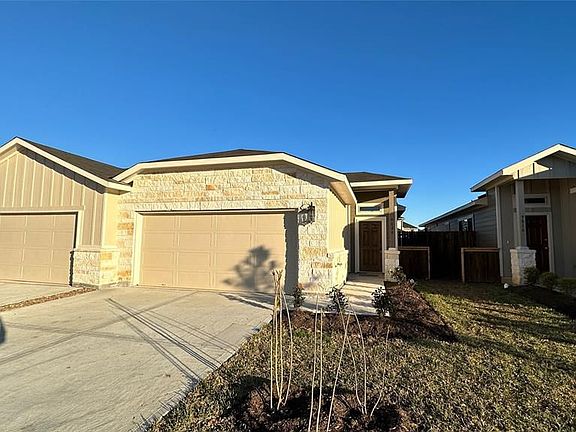 3rd image of 9820 Grosbeak Ln
