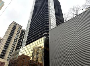 10 E Ontario St, Chicago, IL 60611