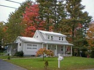 72 Tedford Rd, Topsham, ME 04086