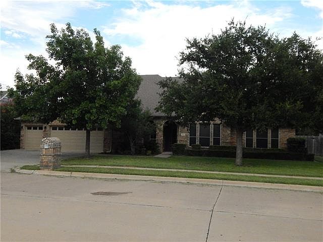 553 Big Bend Dr, Keller, TX 76248 | Zillow